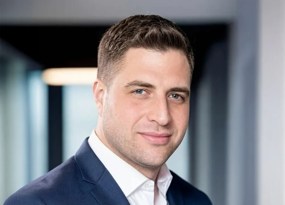 Professional headshot of Dan Pinshaw, Western Regional Manager at Turtle